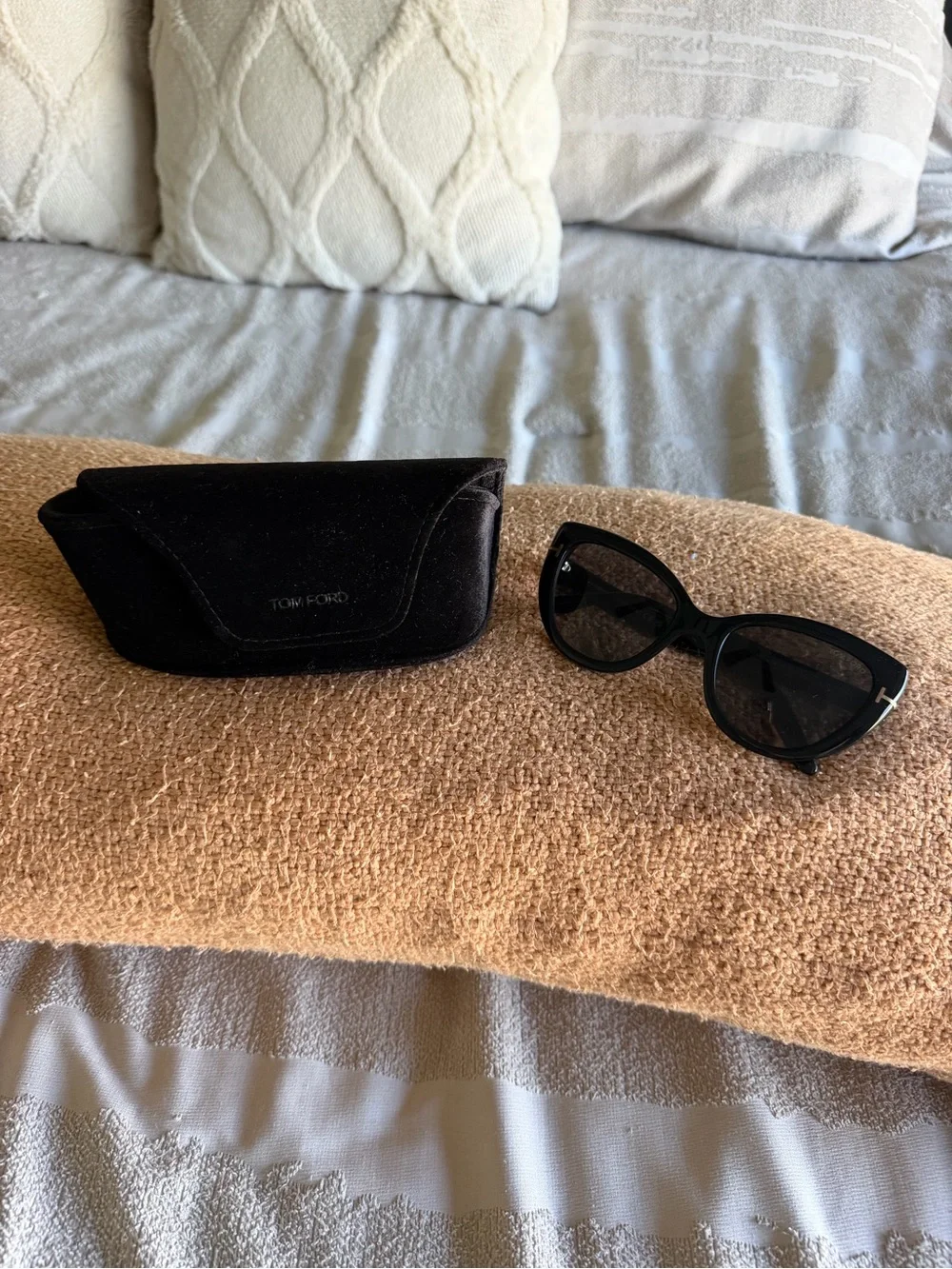 Tom Ford Black Cat-Eye Sunglasses with Black Case